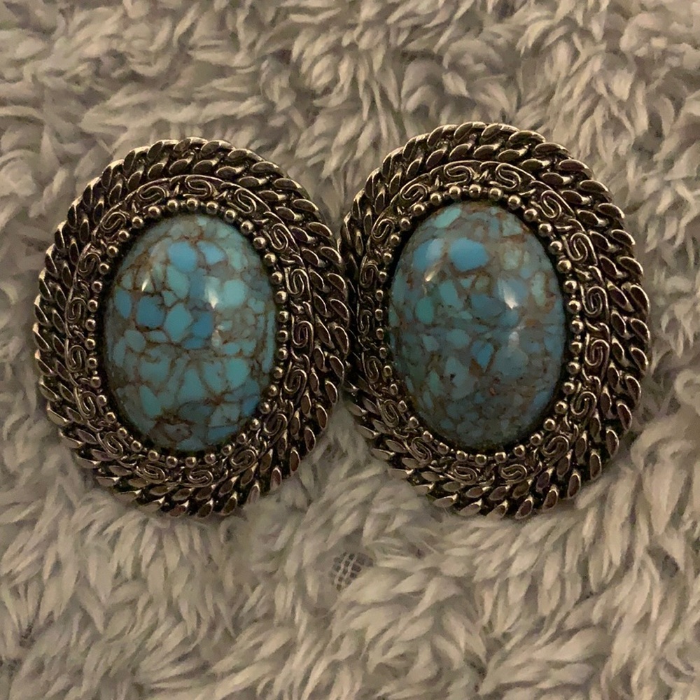 Vintage statement pierced earrings unsigned